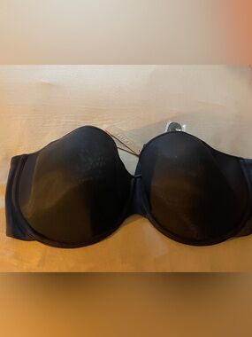 Skims NWT Strapless T-Shirt Bra - Black